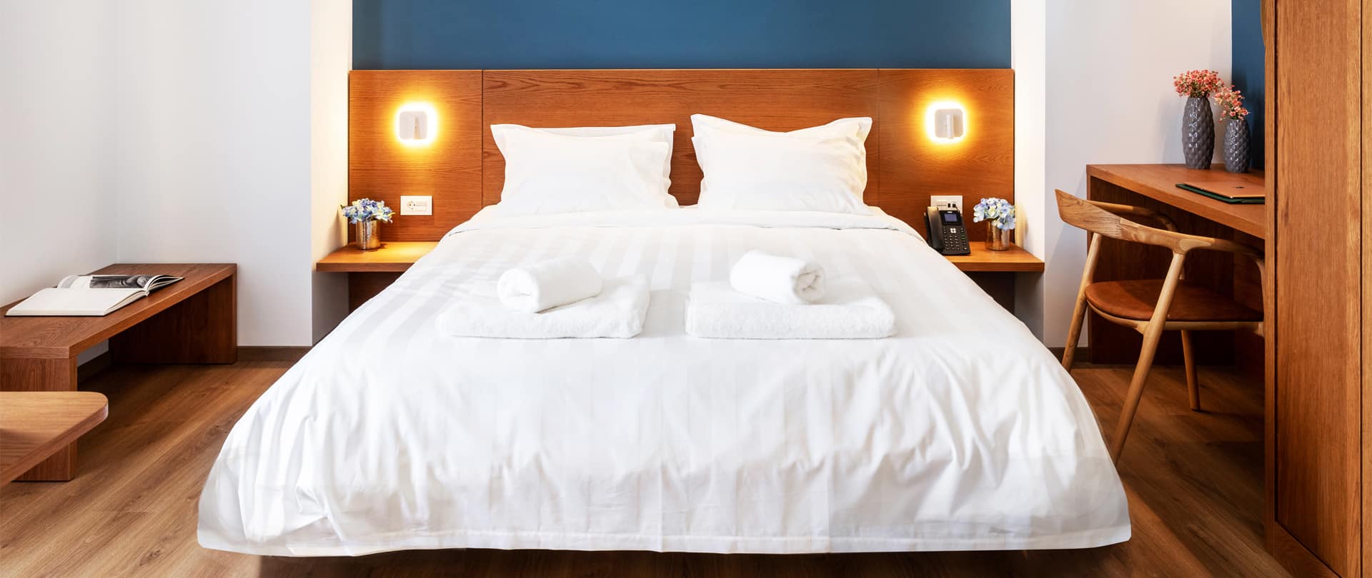 Dayshotel Junior Suite Balcony Slider 01 1